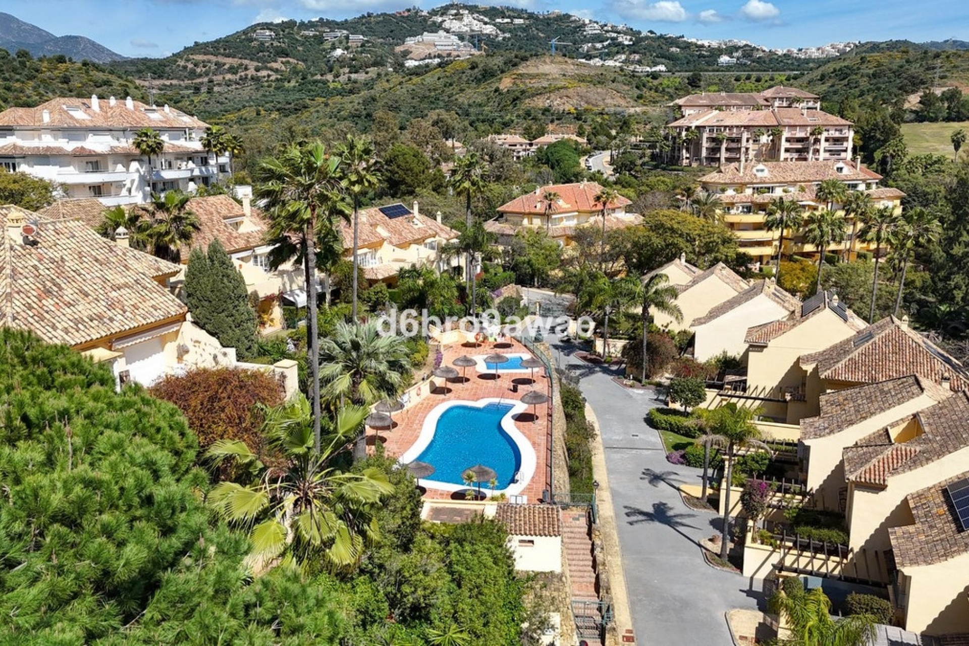 Wiederverkauf - Town house - Marbella - Río Real