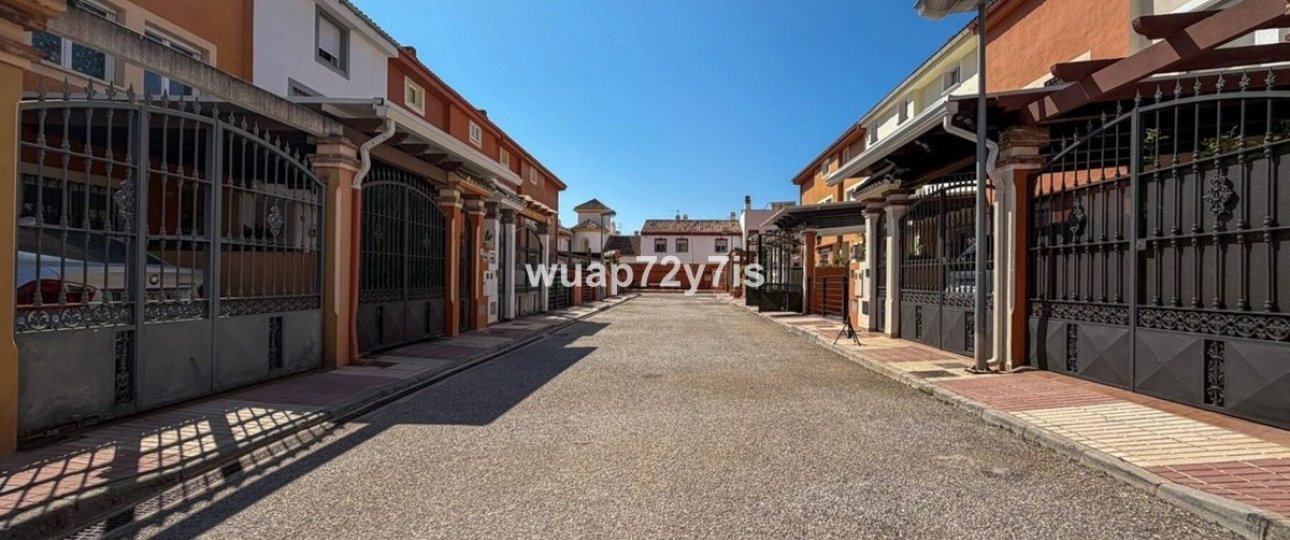 Wiederverkauf - Town house - Marbella - San Pedro de Alcántara