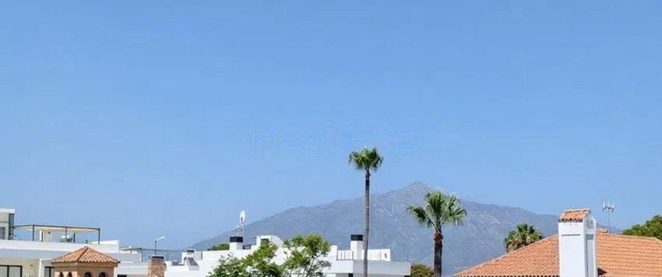 Wiederverkauf - Town house - Marbella - San Pedro de Alcántara
