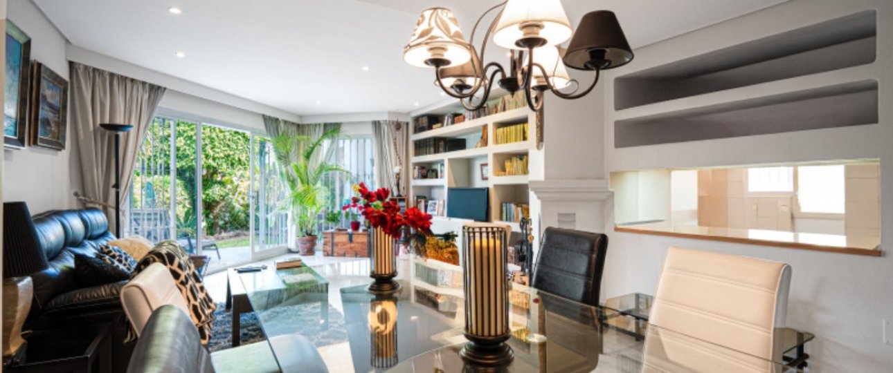 Wiederverkauf - Town house - Marbella - Sierra Blanca