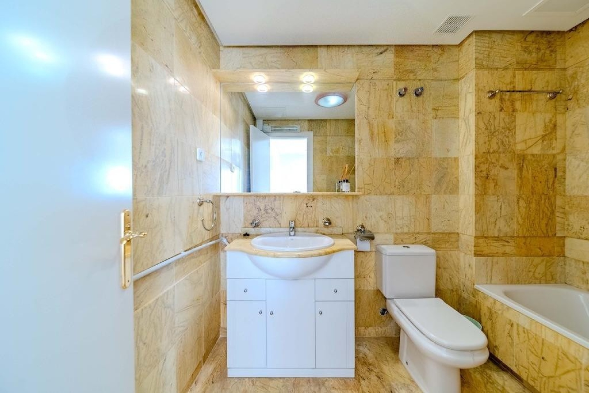 Wiederverkauf - Town house - Orihuela - Campoamor
