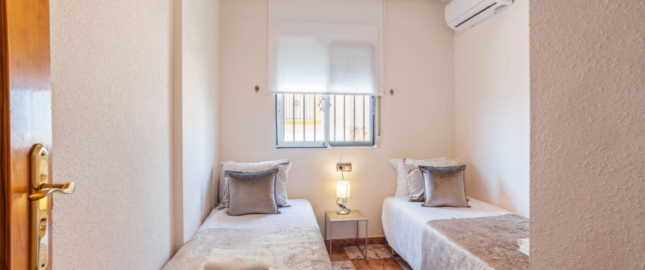 Wiederverkauf - Town house - Orihuela - La Regia