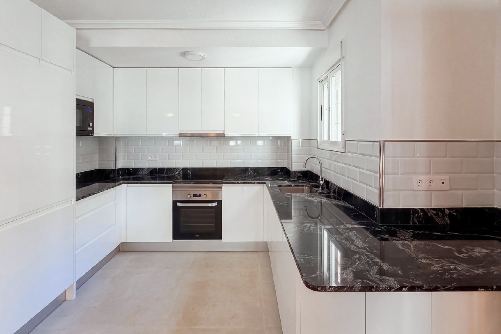 Wiederverkauf - Town house - Orihuela - La Regia