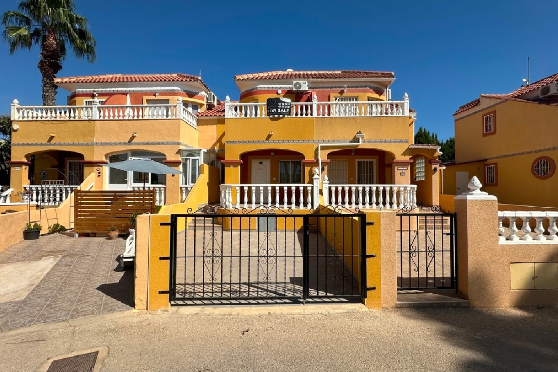 Wiederverkauf - Town house - Orihuela - La Regia