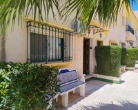 Wiederverkauf - Town house - Orihuela - La Zenia