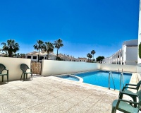 Wiederverkauf - Town house - Orihuela - La Zenia