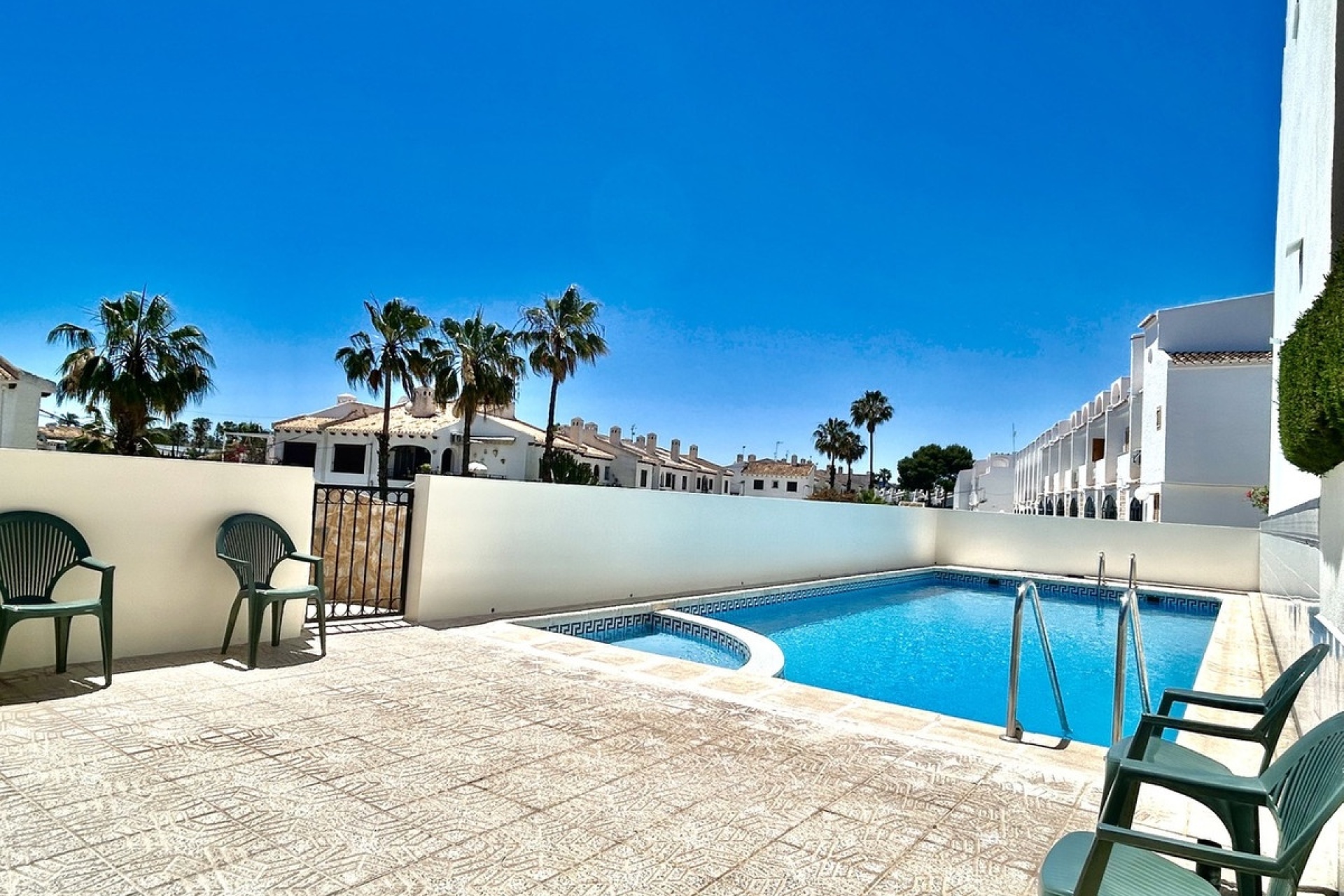 Wiederverkauf - Town house - Orihuela - La Zenia