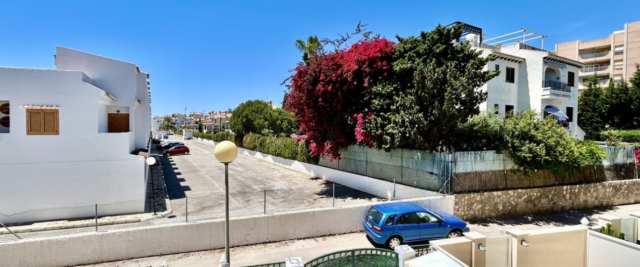 Wiederverkauf - Town house - Orihuela - La Zenia