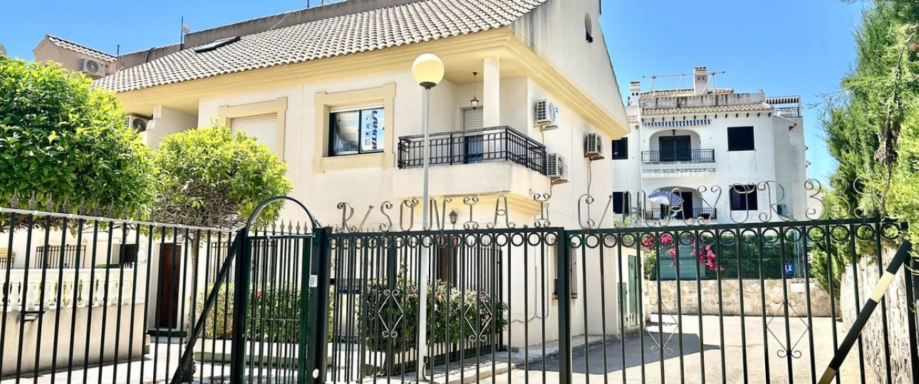 Wiederverkauf - Town house - Orihuela - La Zenia