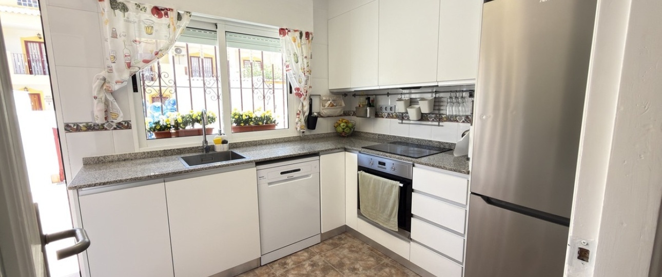 Wiederverkauf - Town house - Orihuela - La Zenia
