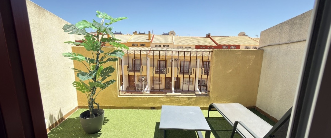 Wiederverkauf - Town house - Orihuela - La Zenia