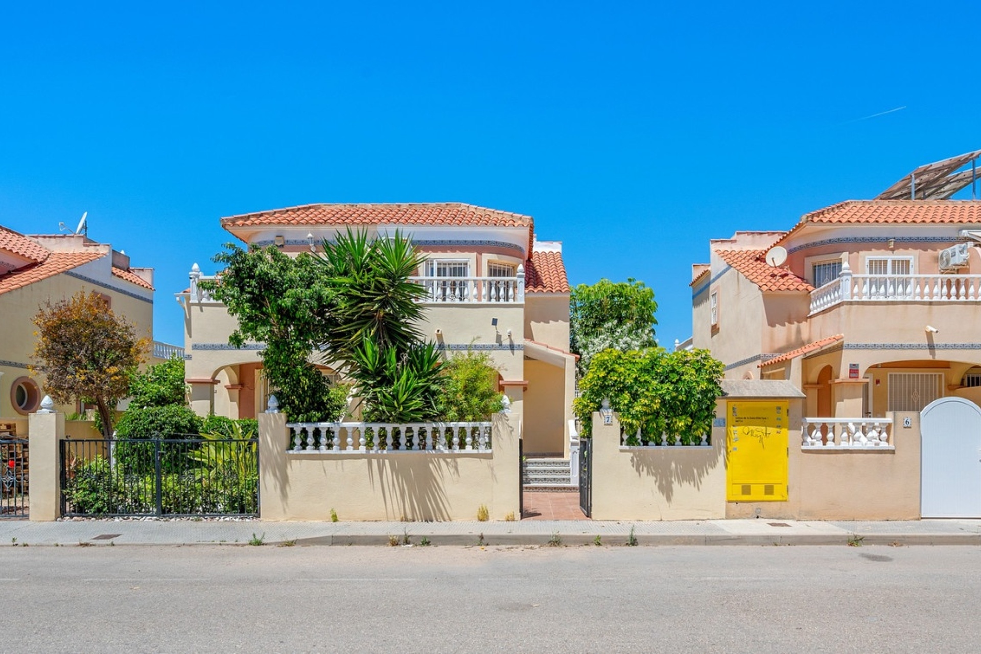 Wiederverkauf - Town house - Orihuela - La Zenia