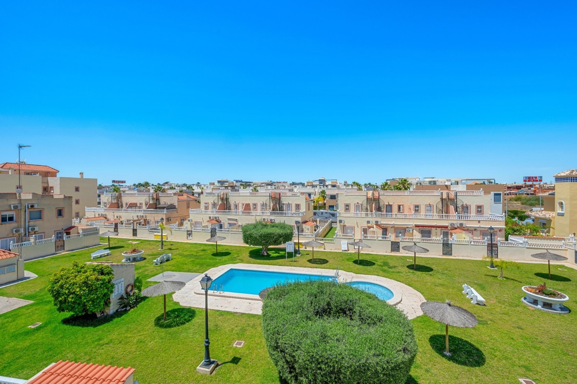 Wiederverkauf - Town house - Orihuela - La Zenia