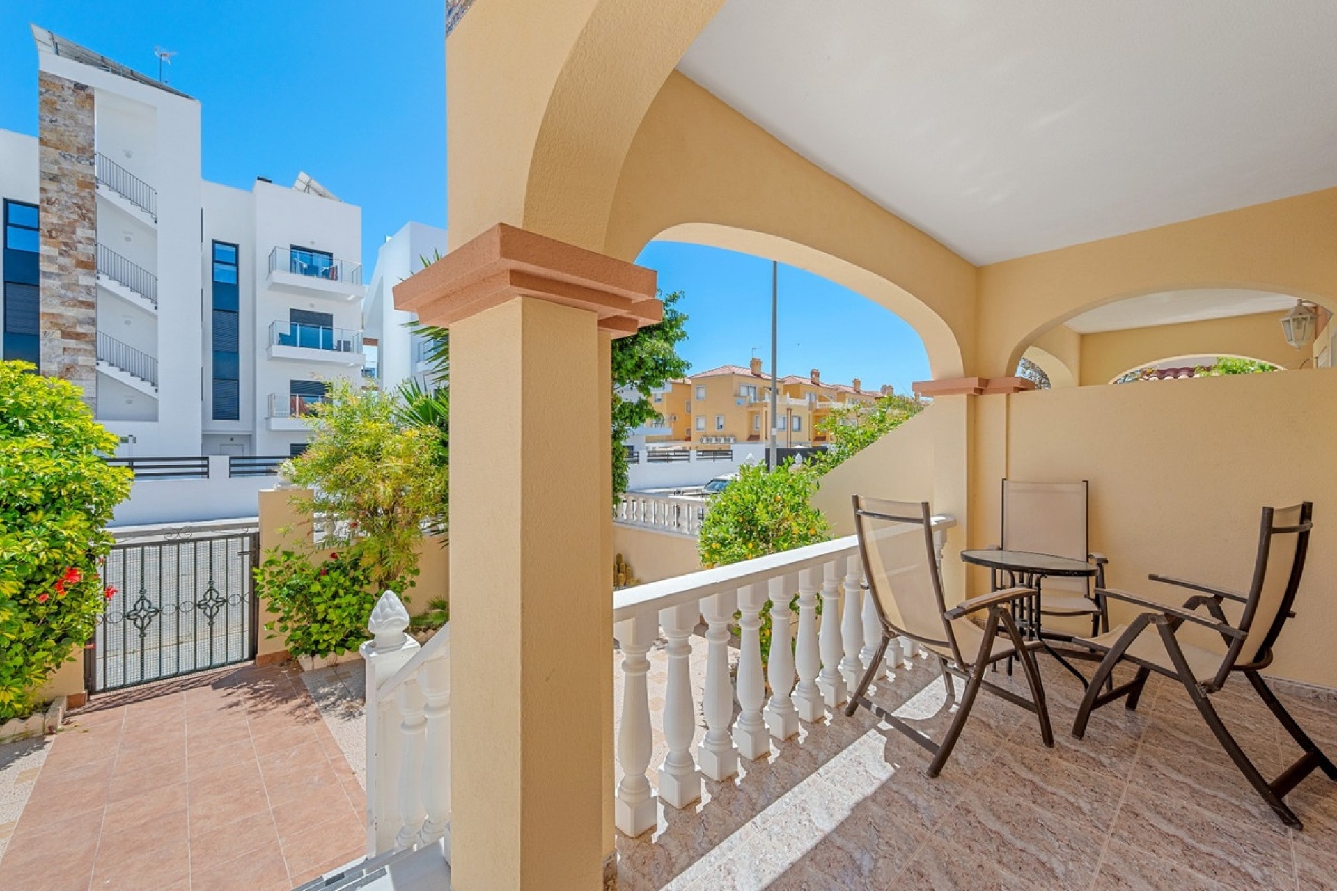 Wiederverkauf - Town house - Orihuela - La Zenia