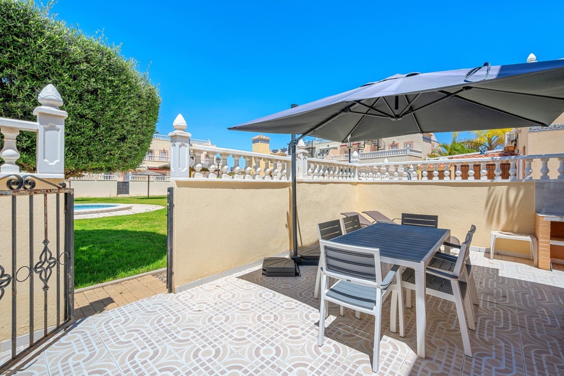 Wiederverkauf - Town house - Orihuela - La Zenia
