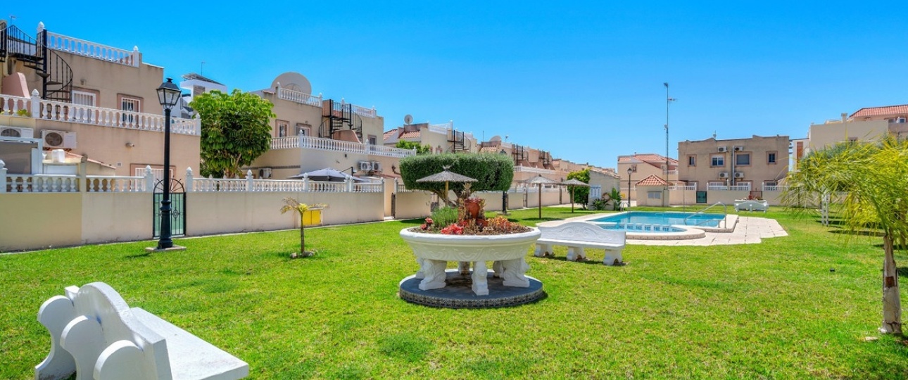 Wiederverkauf - Town house - Orihuela - La Zenia