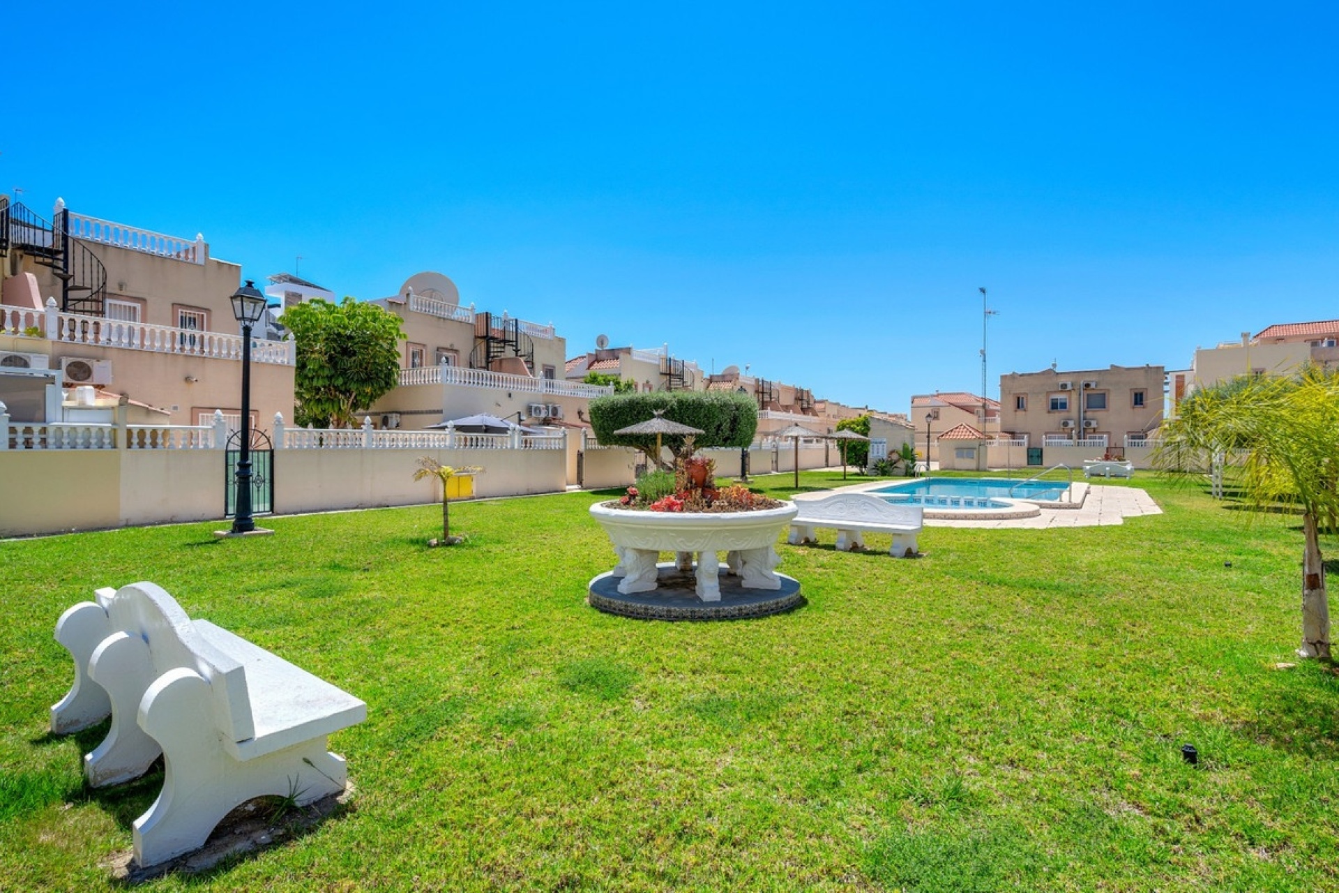 Wiederverkauf - Town house - Orihuela - La Zenia