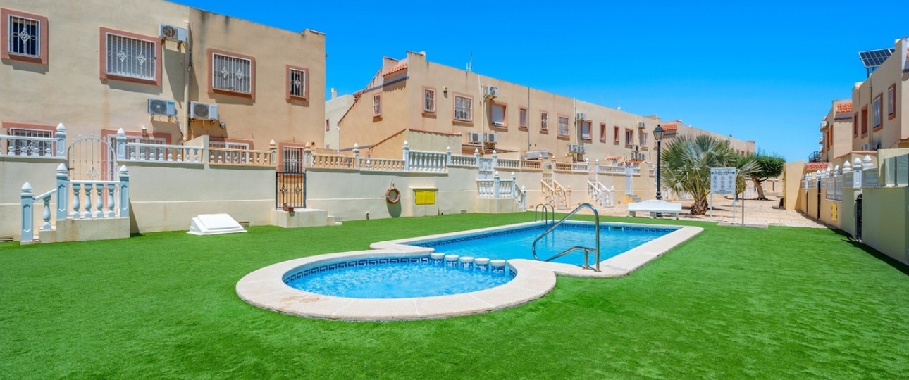 Wiederverkauf - Town house - Orihuela - La Zenia