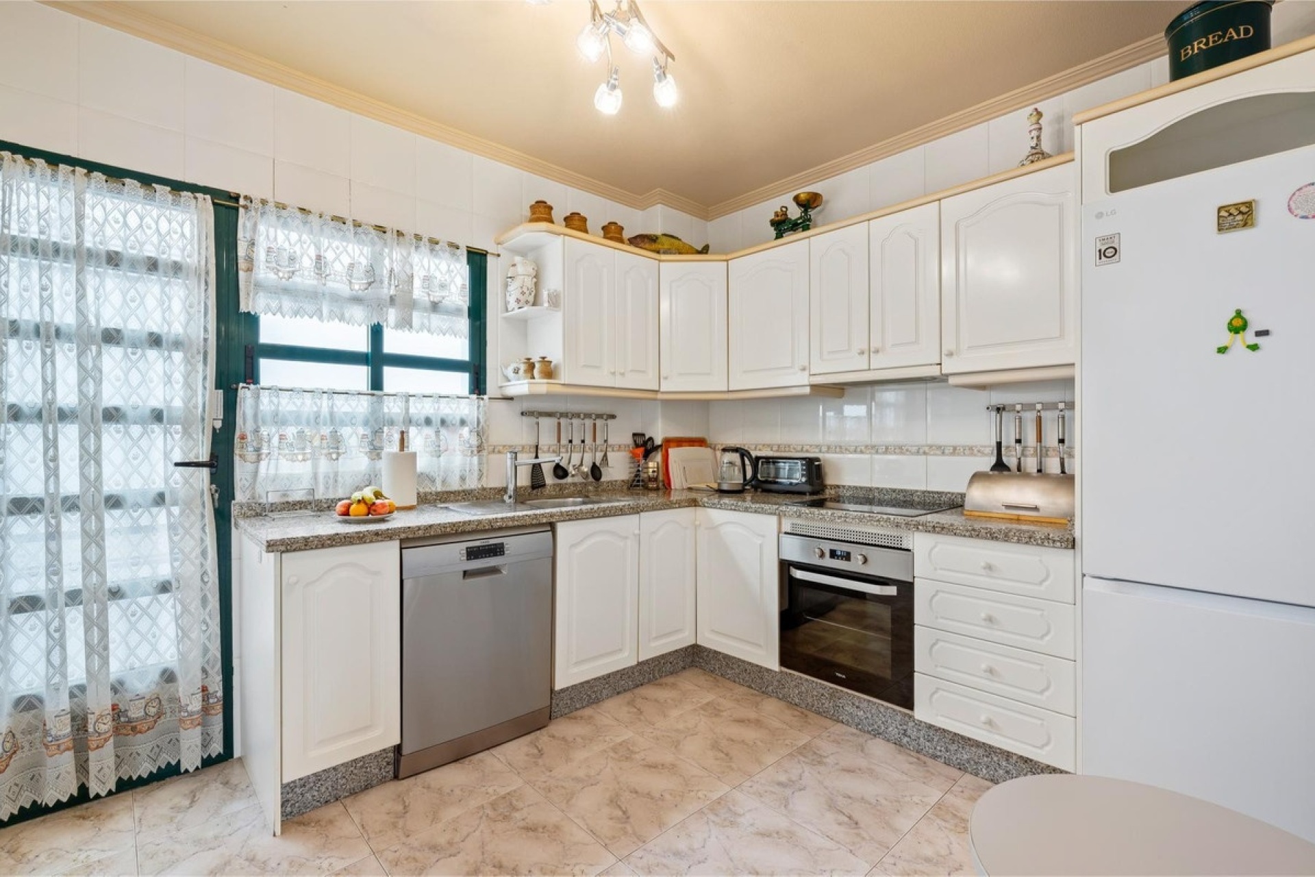 Wiederverkauf - Town house - Orihuela - La Zenia