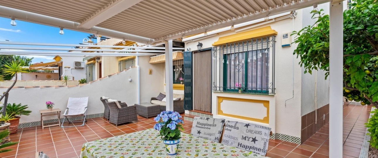 Wiederverkauf - Town house - Orihuela - La Zenia