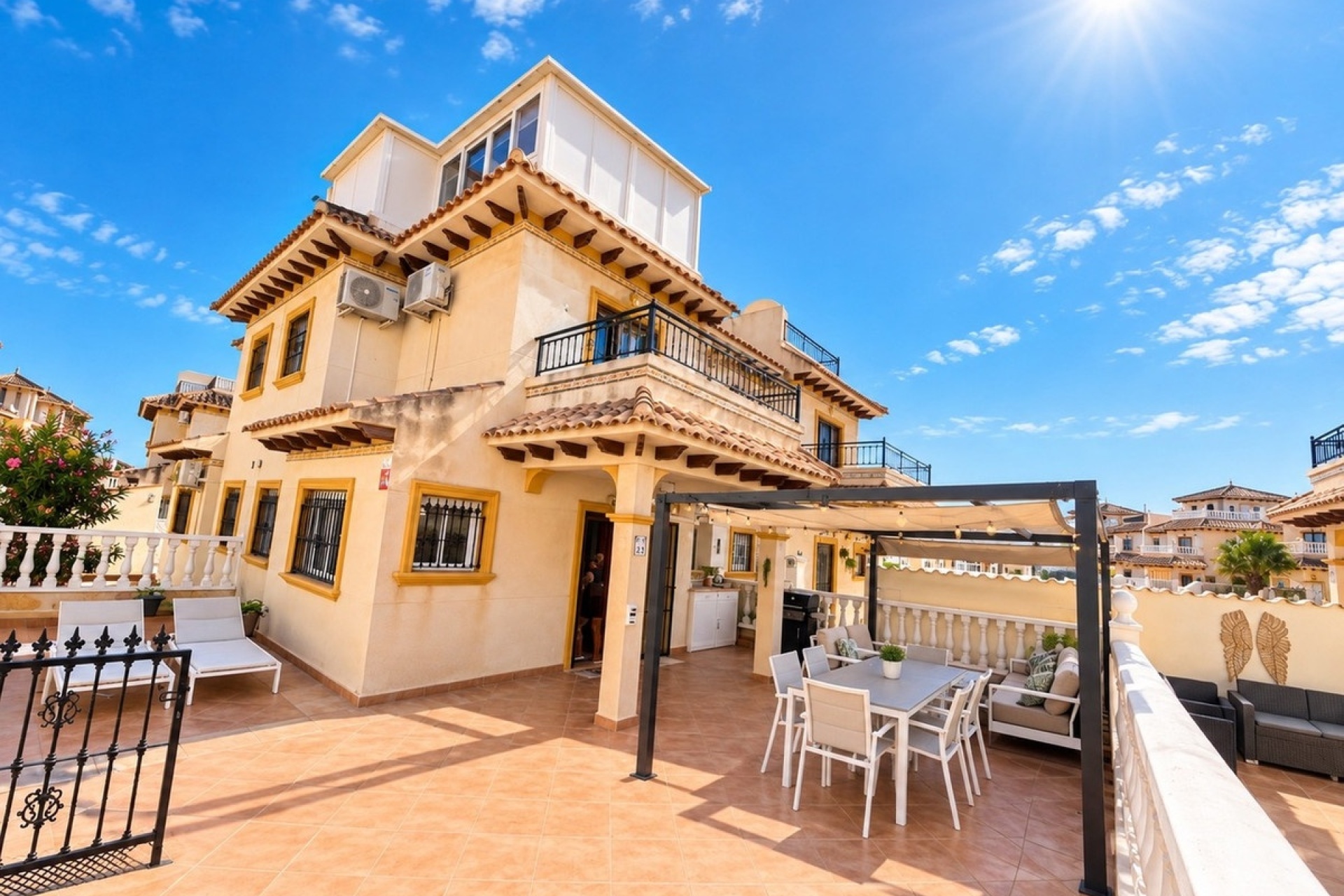 Wiederverkauf - Town house - Orihuela - La Zenia