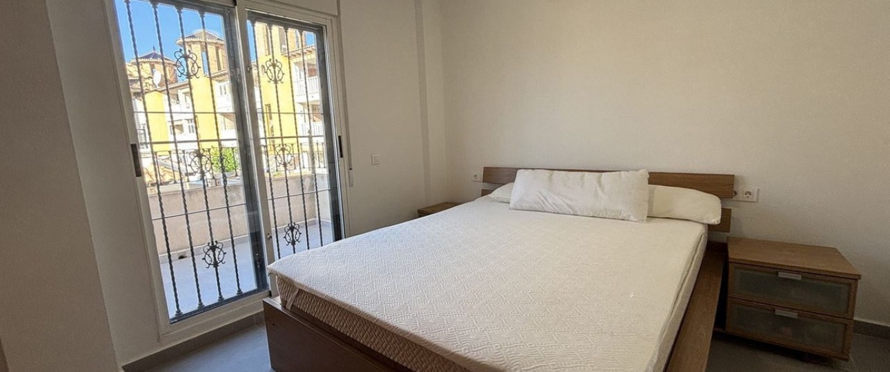 Wiederverkauf - Town house - Orihuela - La Zenia