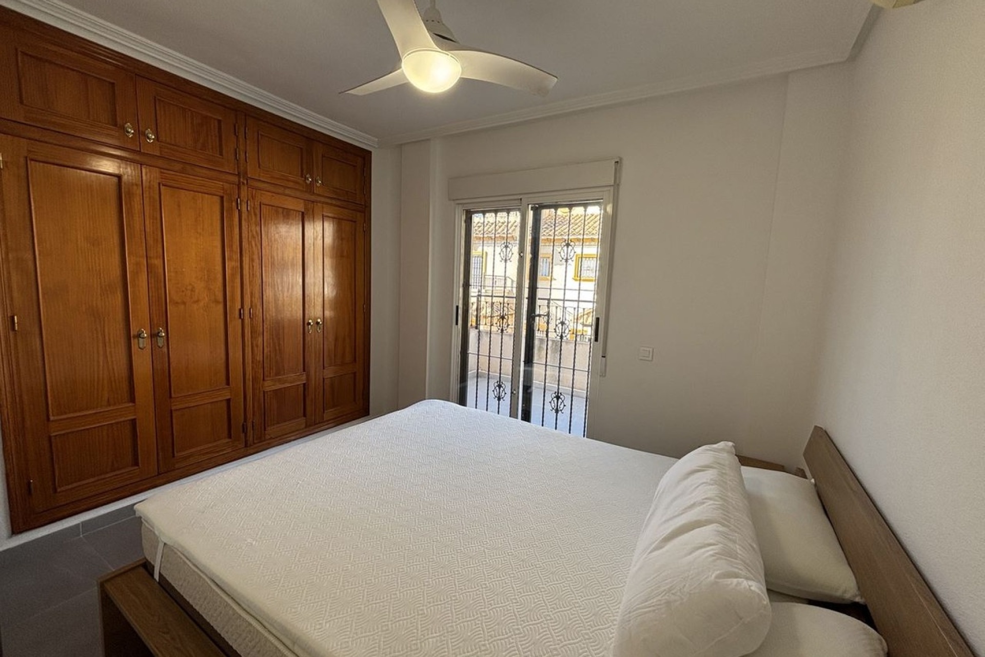 Wiederverkauf - Town house - Orihuela - La Zenia