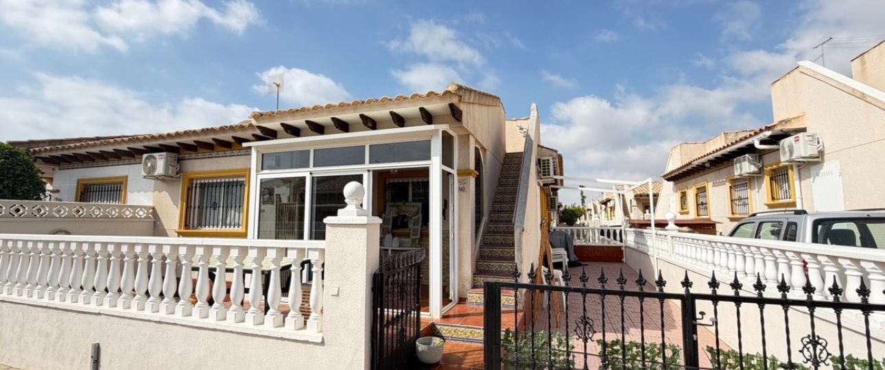 Wiederverkauf - Town house - Orihuela - La Zenia