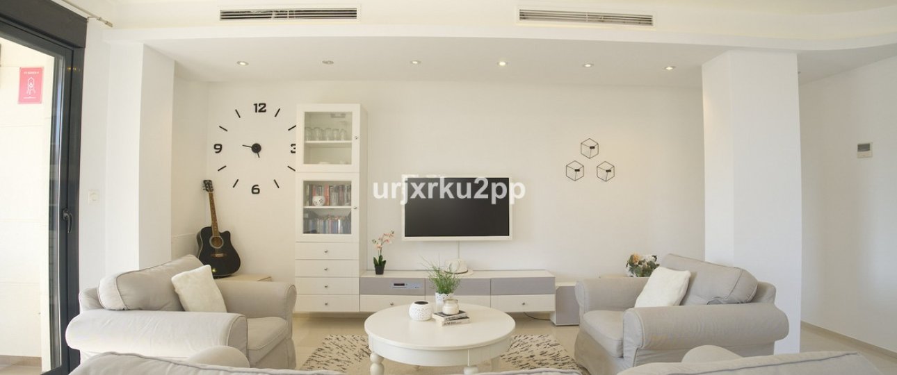 Wiederverkauf - Town house - Orihuela - La Zenia