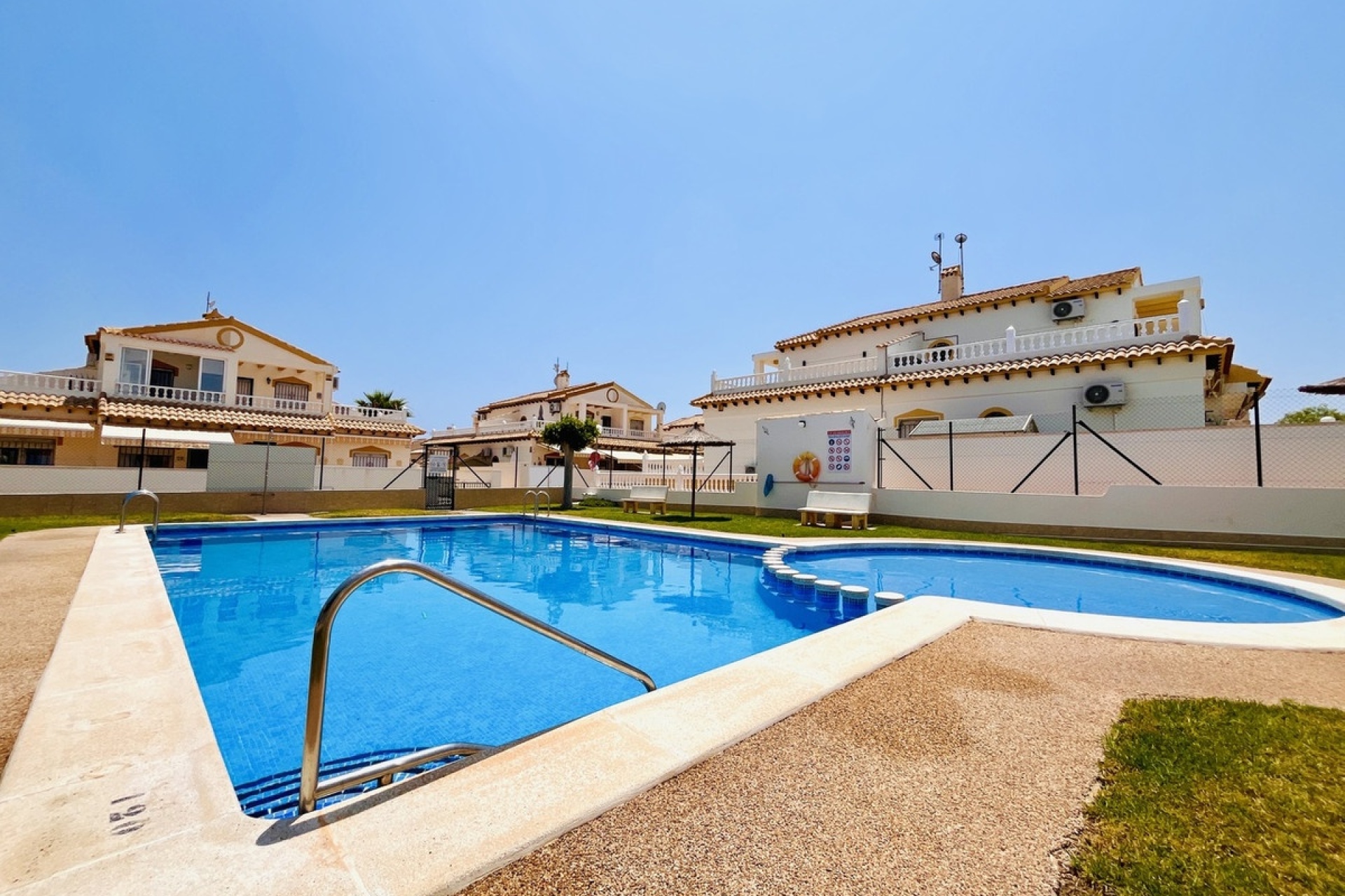 Wiederverkauf - Town house - Orihuela - Los Altos