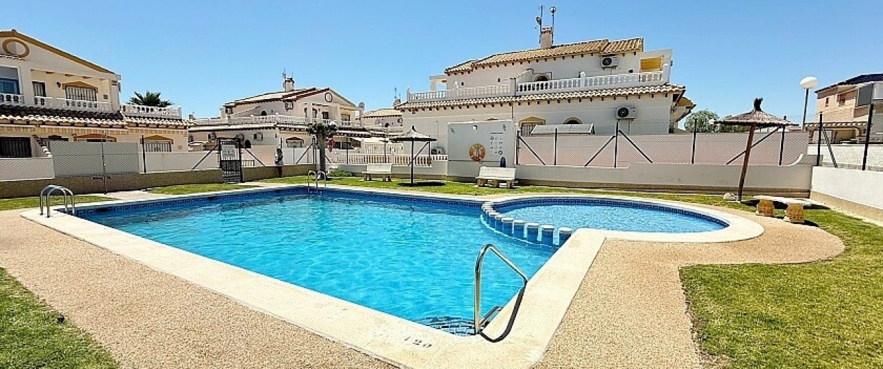 Wiederverkauf - Town house - Orihuela - Los Altos