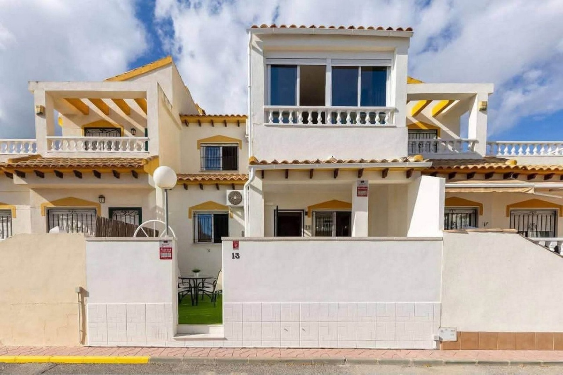Wiederverkauf - Town house - Orihuela - Punta Prima