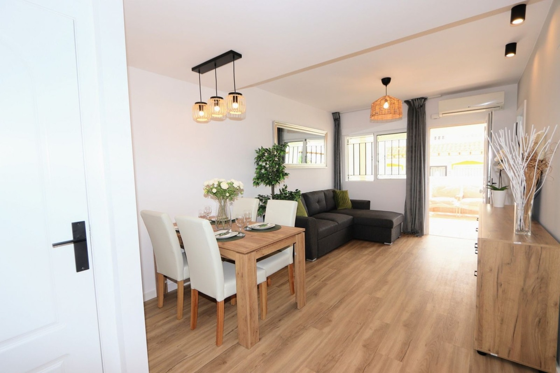 Wiederverkauf - Town house - Orihuela - Punta Prima