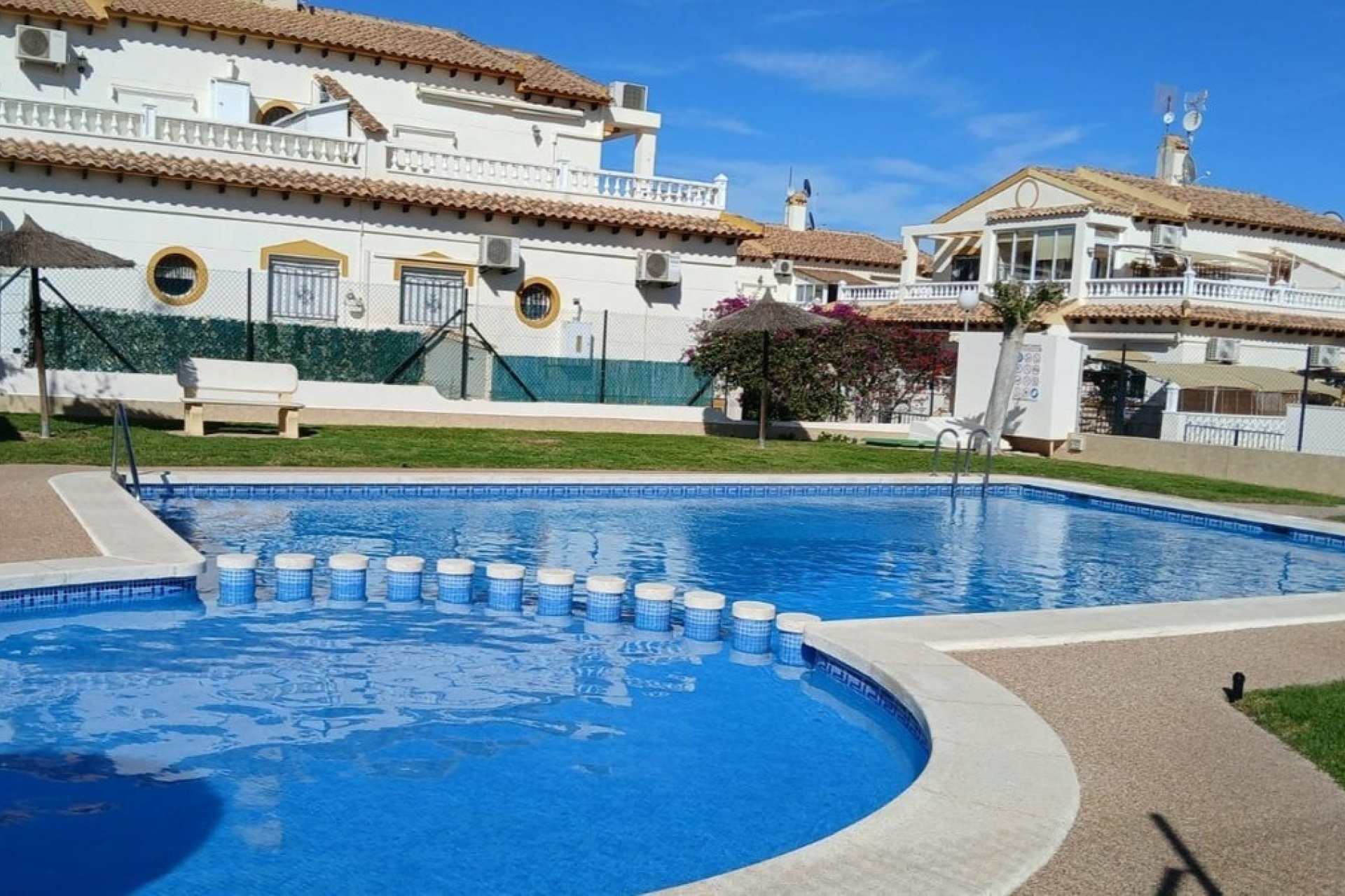 Wiederverkauf - Town house - Orihuela - Punta Prima