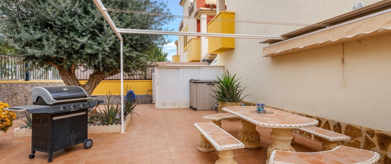 Wiederverkauf - Town house - Orihuela - Villamartin