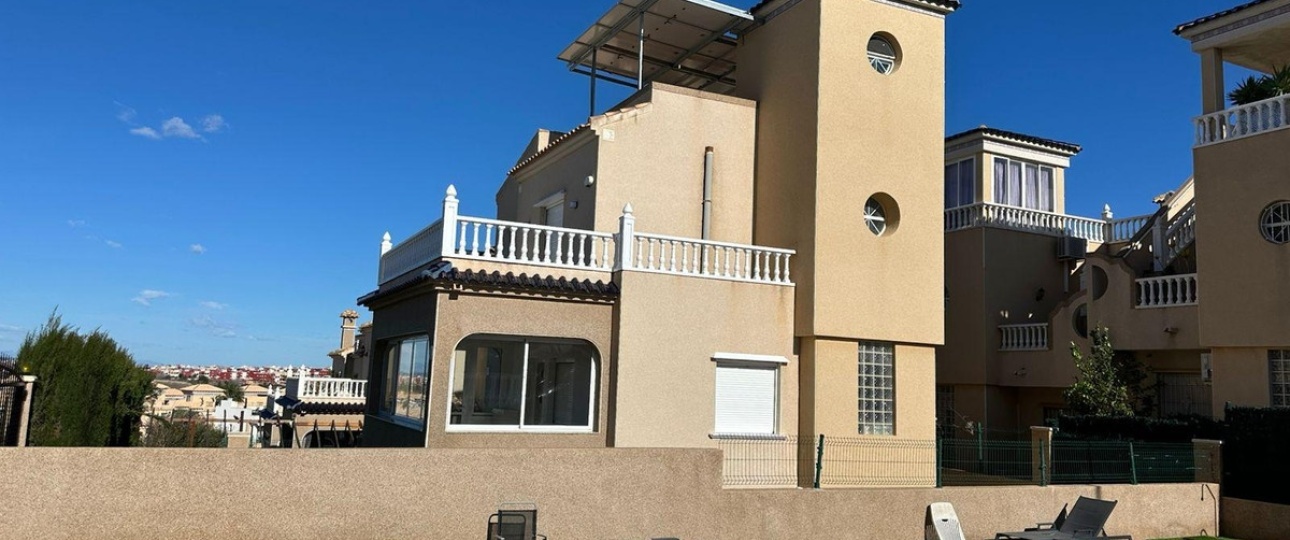 Wiederverkauf - Town house - Orihuela - Villamartin