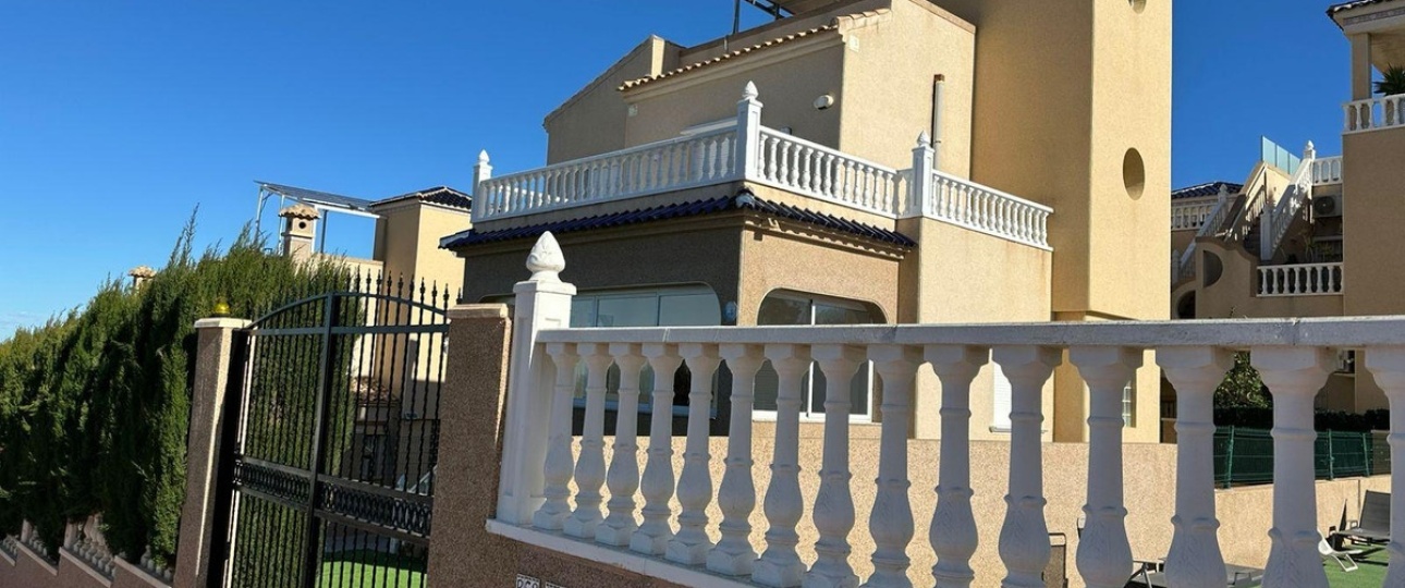 Wiederverkauf - Town house - Orihuela - Villamartin