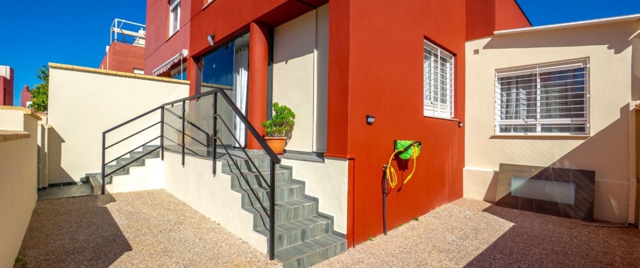 Wiederverkauf - Town house - Orihuela - Villamartin