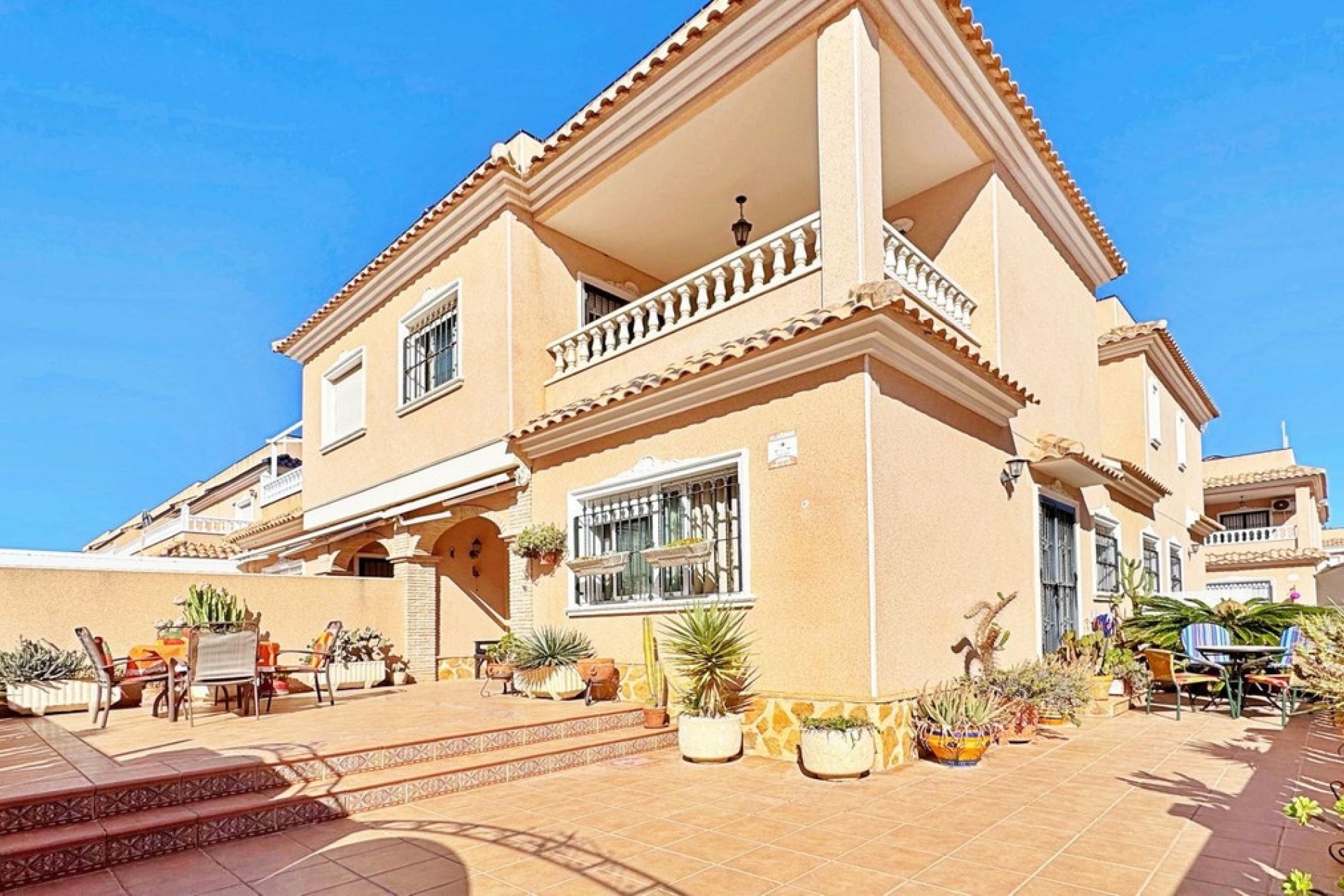 Wiederverkauf - Town house - Orihuela - Villamartin