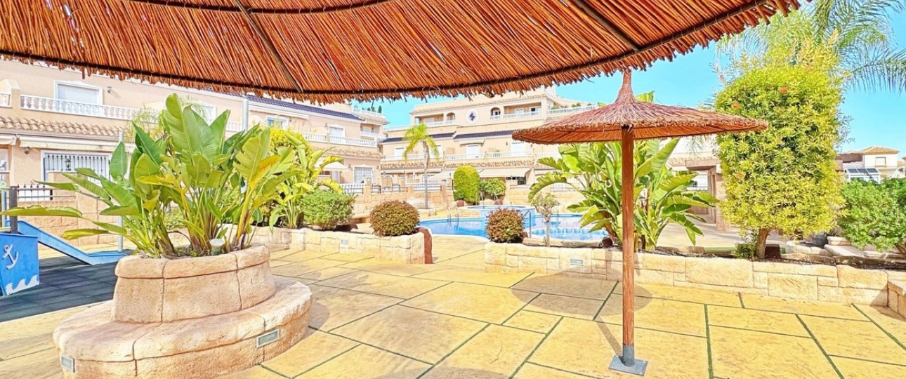 Wiederverkauf - Town house - Orihuela - Villamartin