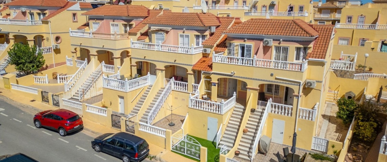 Wiederverkauf - Town house - Orihuela - Villamartin