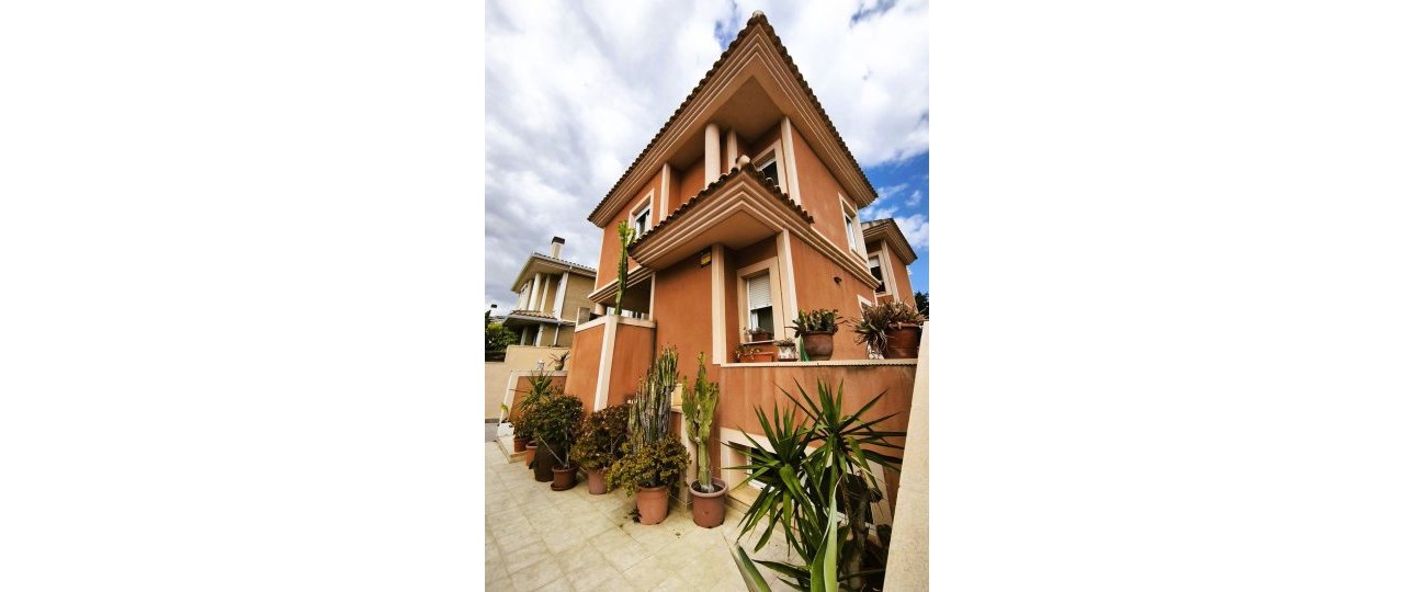 Wiederverkauf - Villa - Alicante - Alicante Centro