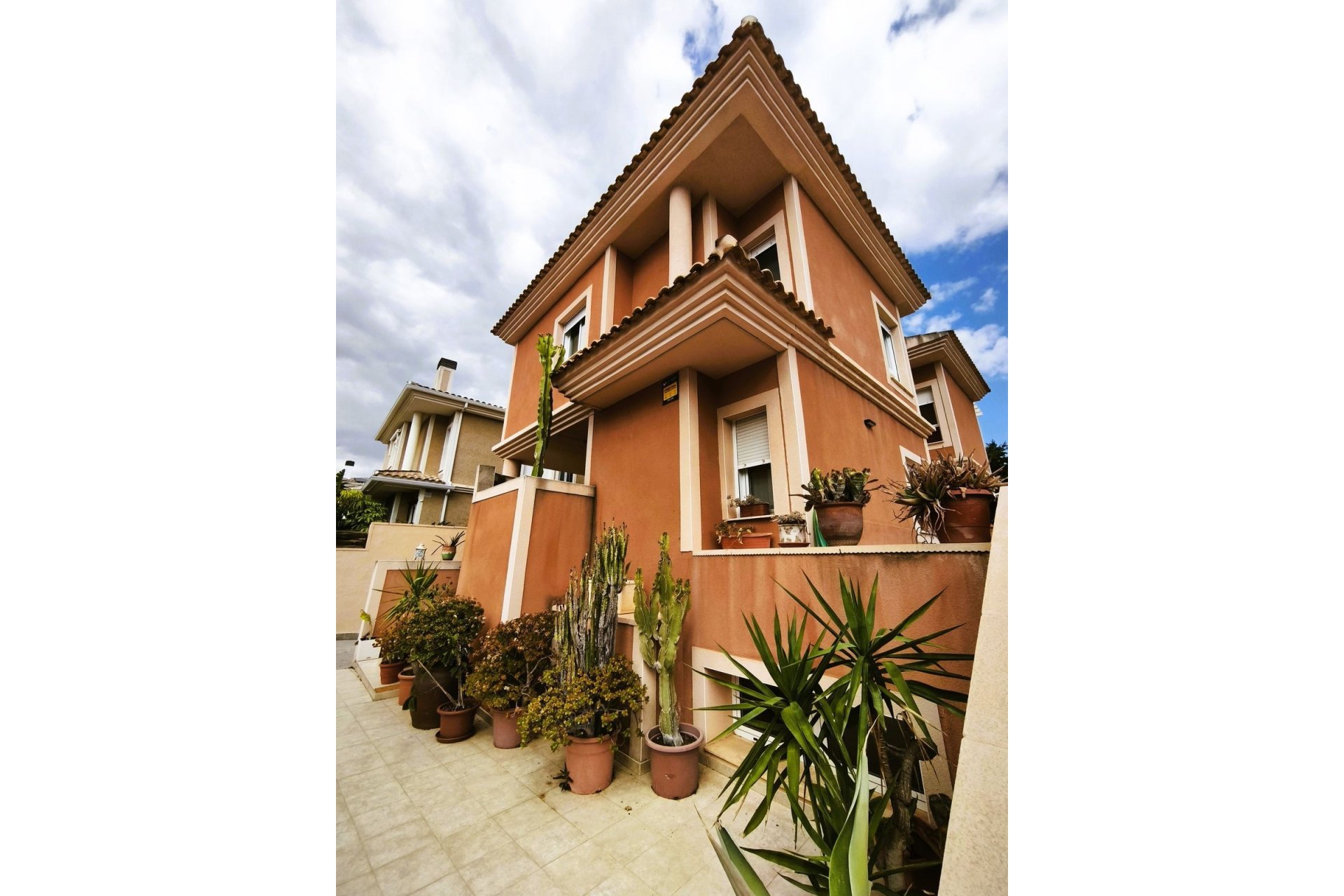 Wiederverkauf - Villa - Alicante - Alicante Centro