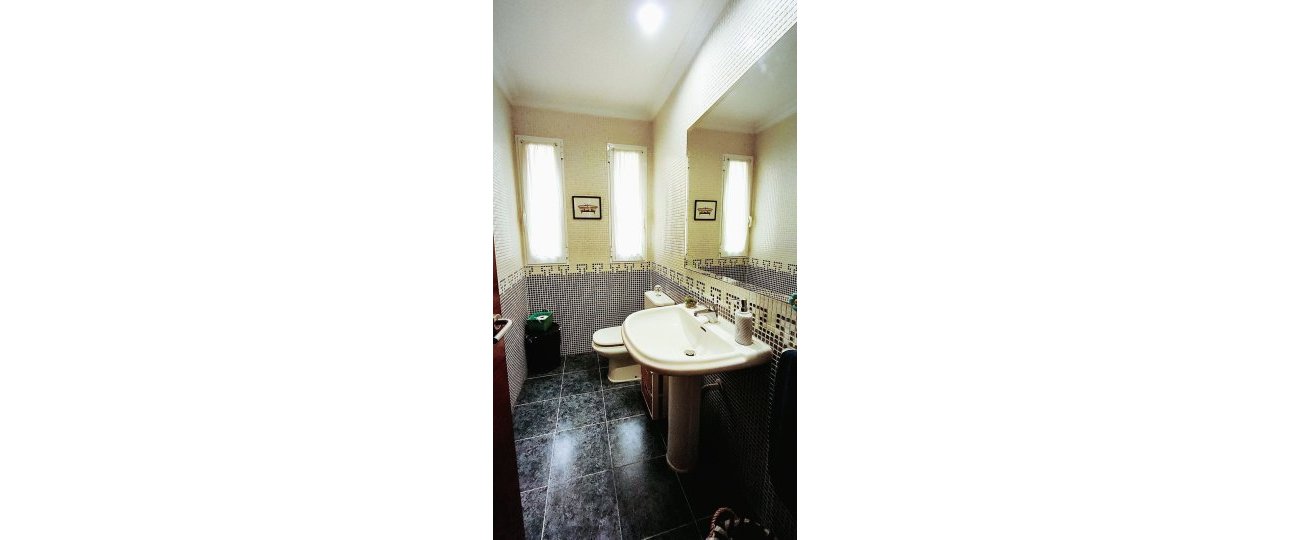 Wiederverkauf - Villa - Alicante - Alicante Centro