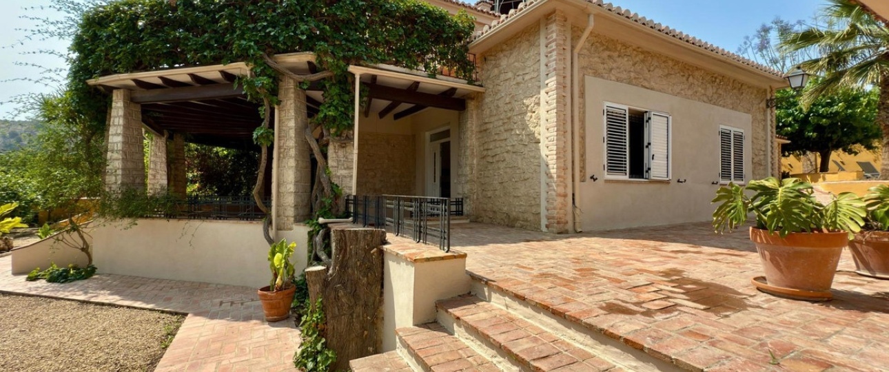 Wiederverkauf - Villa - Alicante - Alicante Centro