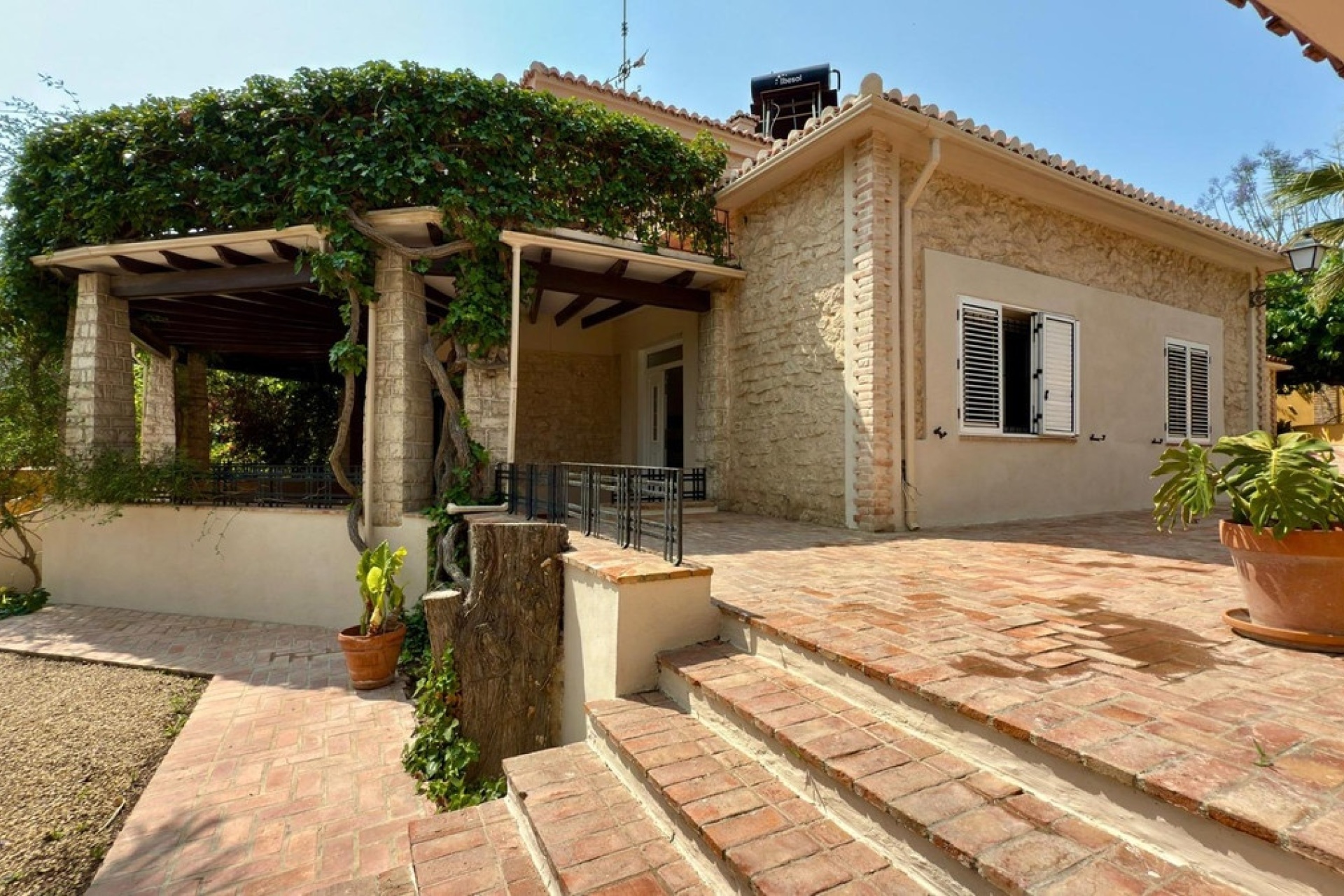 Wiederverkauf - Villa - Alicante - Alicante Centro