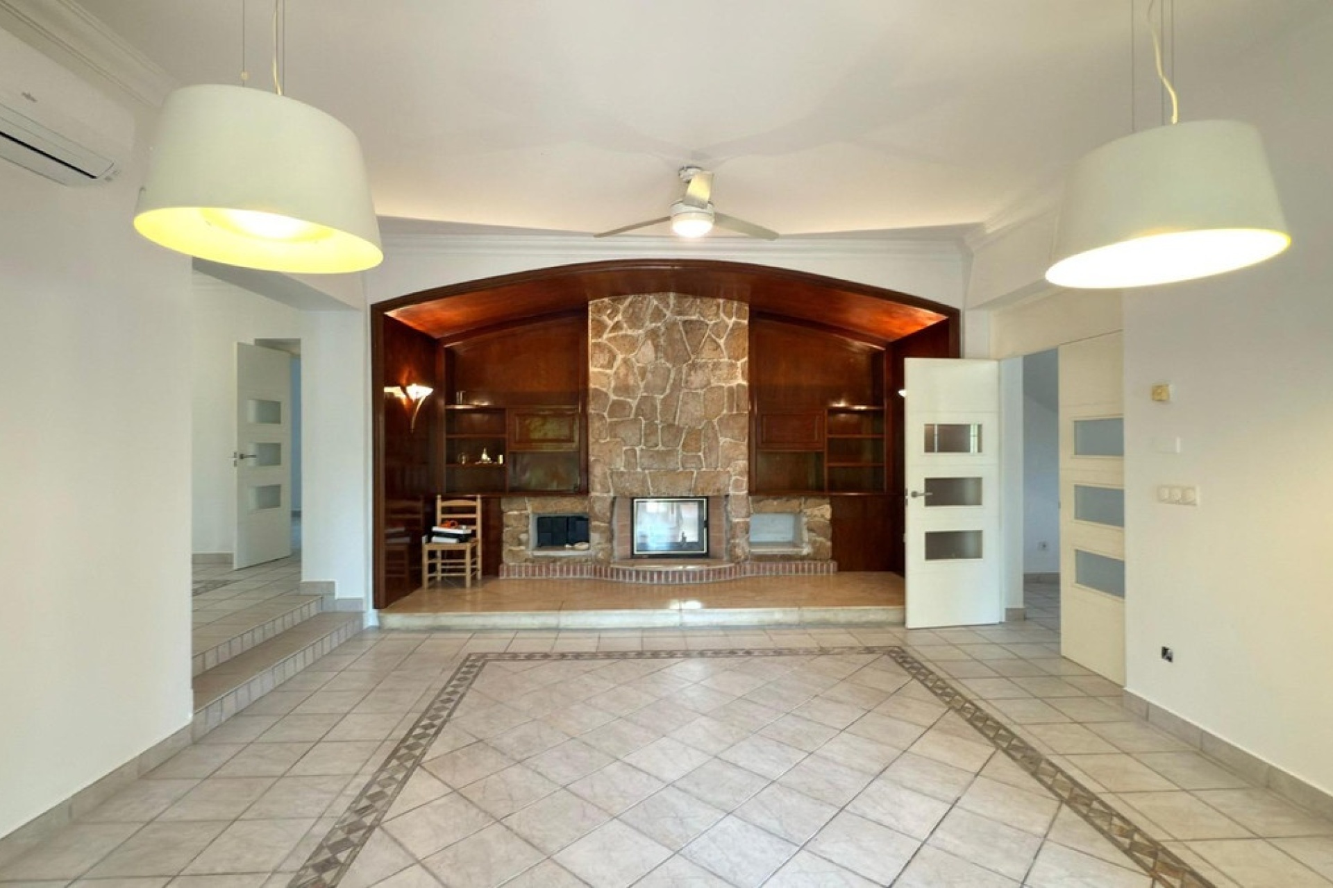 Wiederverkauf - Villa - Alicante - Alicante Centro