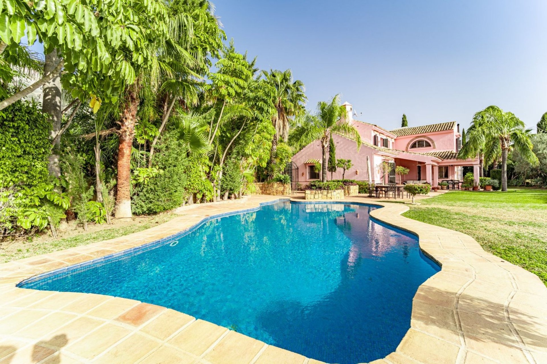 Wiederverkauf - Villa - Benahavís - Benahavís Centro