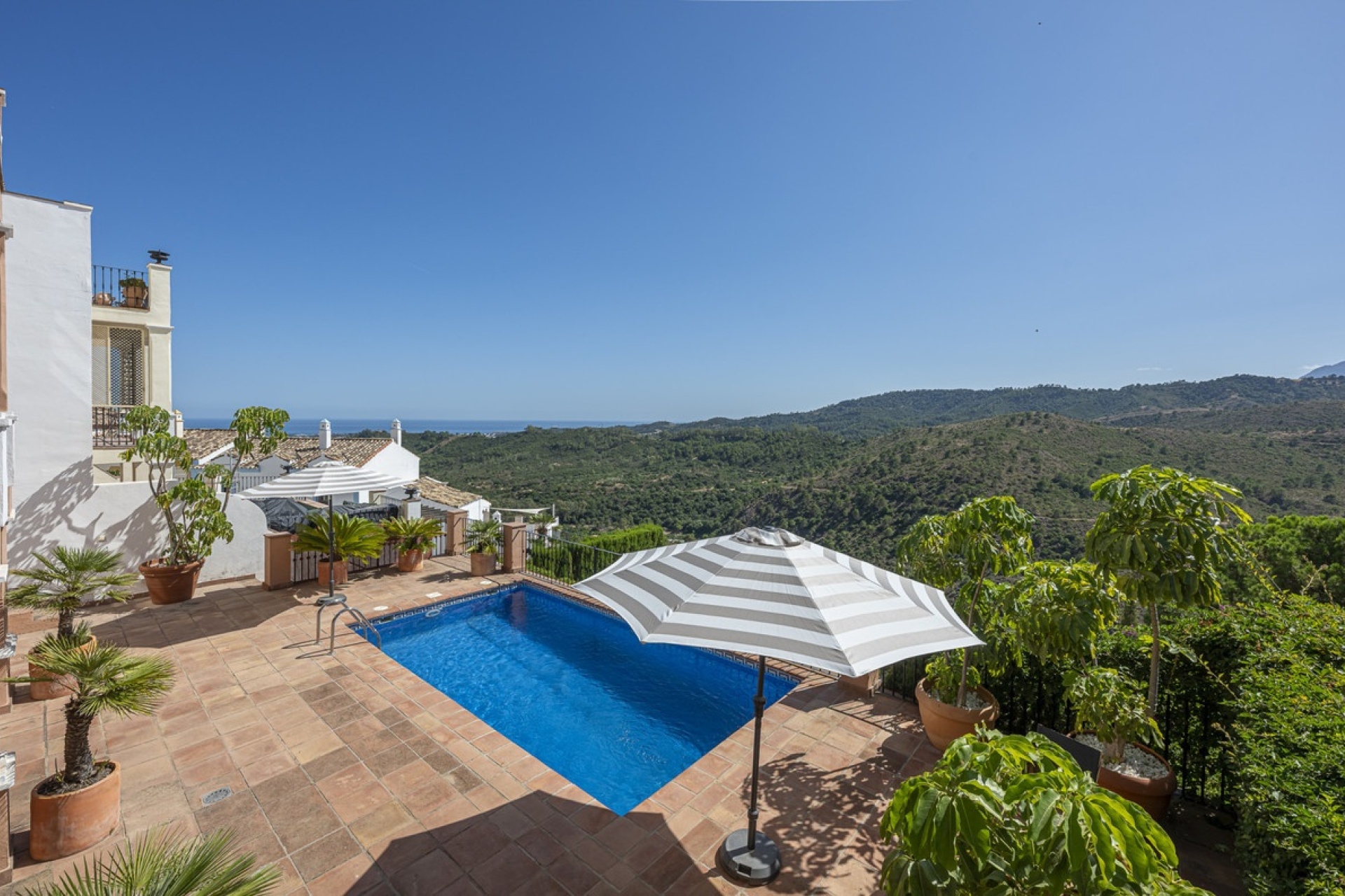 Wiederverkauf - Villa - Benahavís - Benahavís Centro