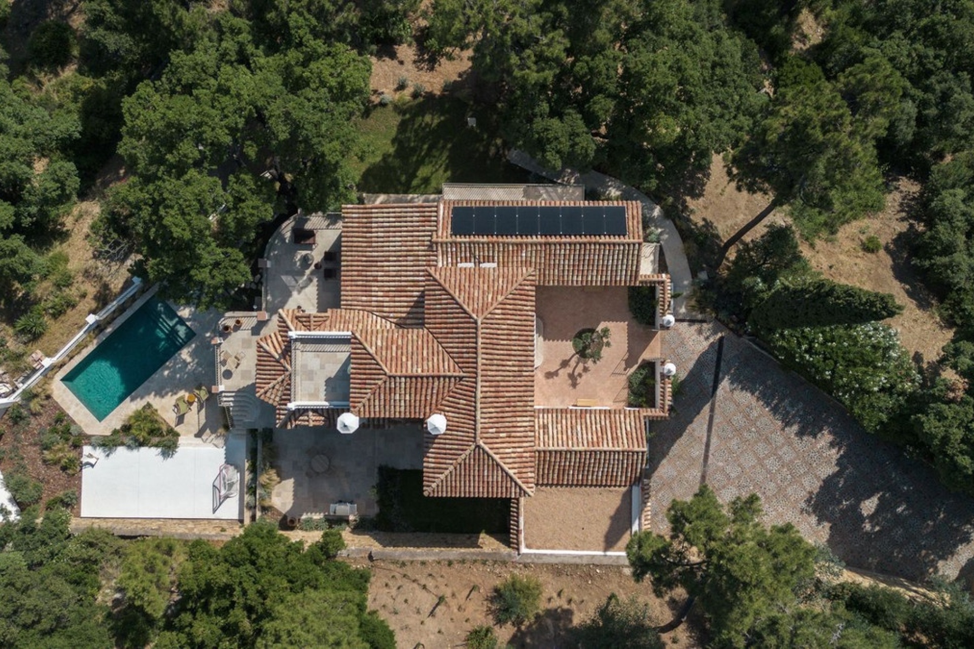 Wiederverkauf - Villa - Benahavís - El Madroñal